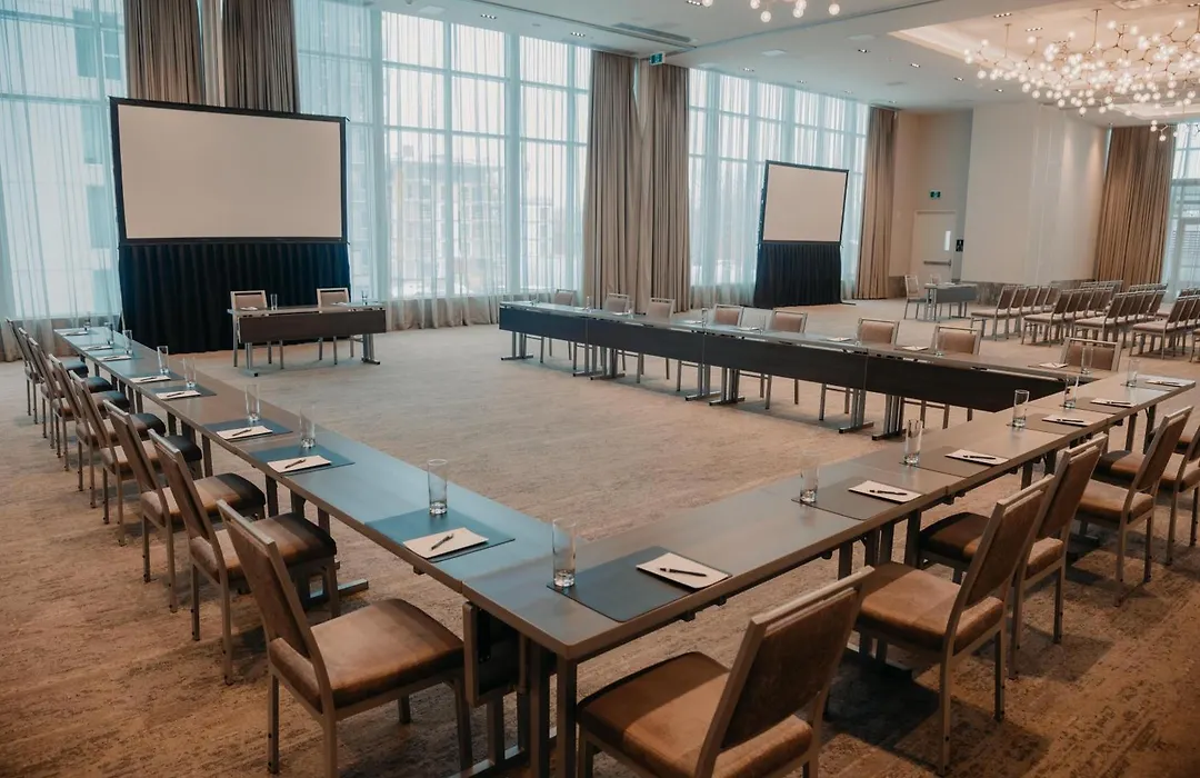 Homewood Suites By Hilton Montreal Midtown-1
