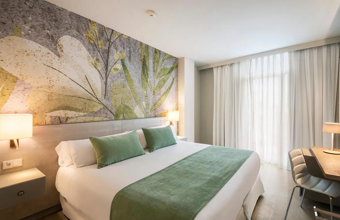 Salles Hotel Malaga Centro-1