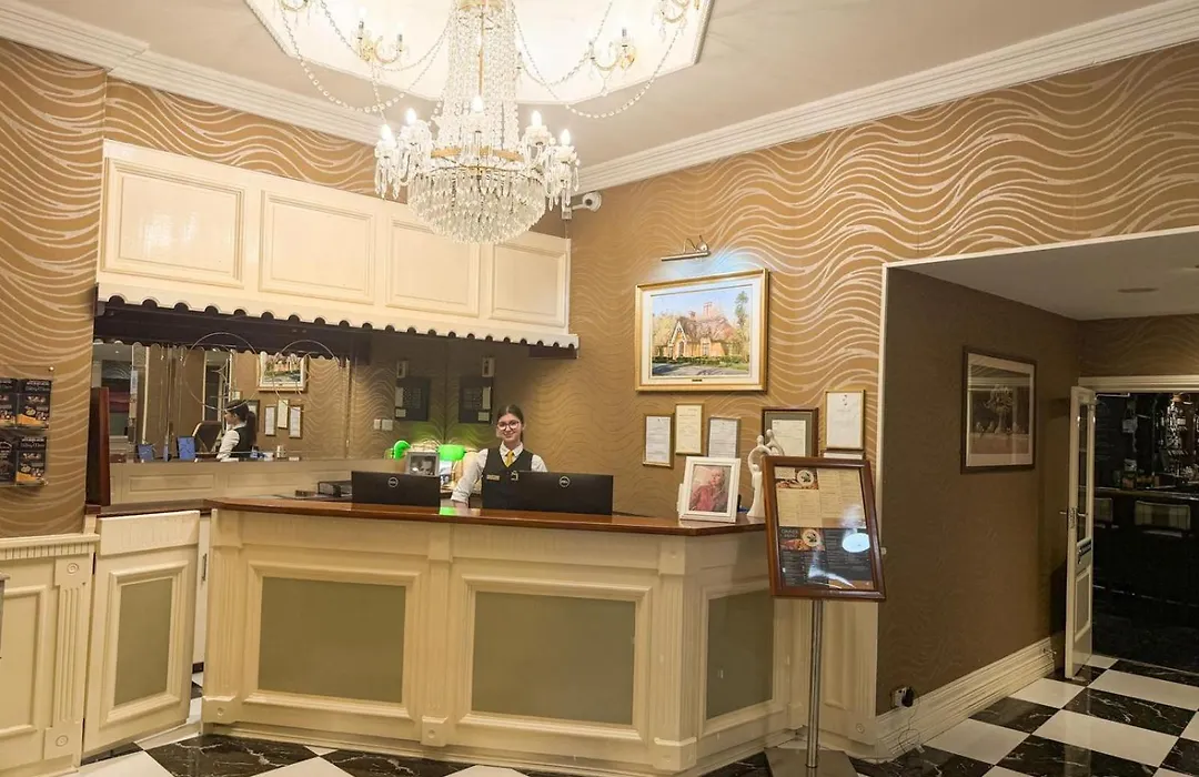 Eviston House Hotel-1