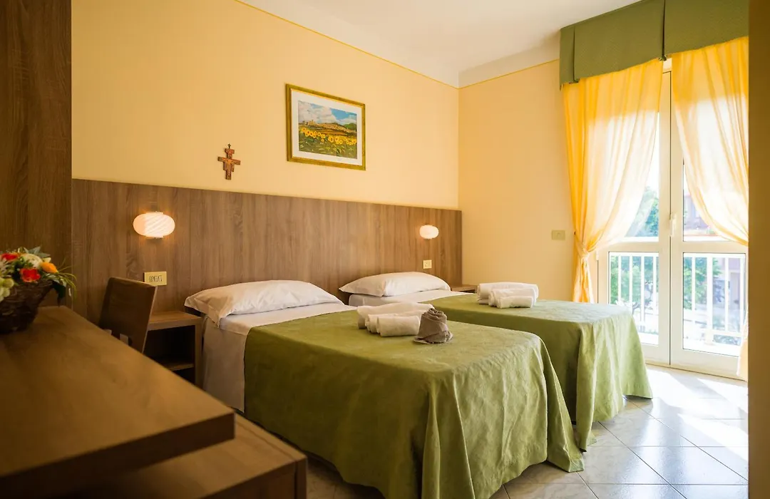 Hotel La Tavola Rotonda-1