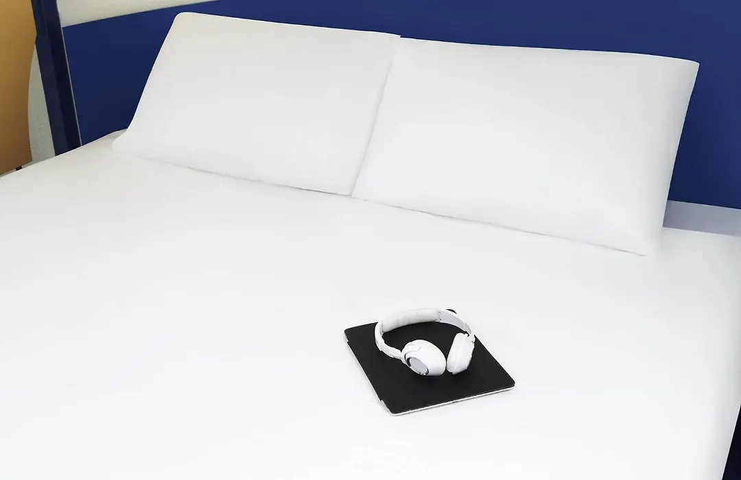 Ibis Budget Newport-1
