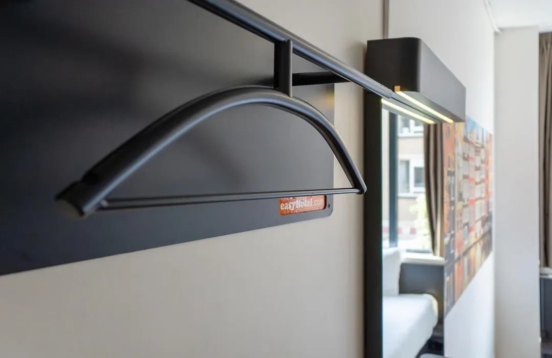 Easyhotel Amsterdam City Centre South-1