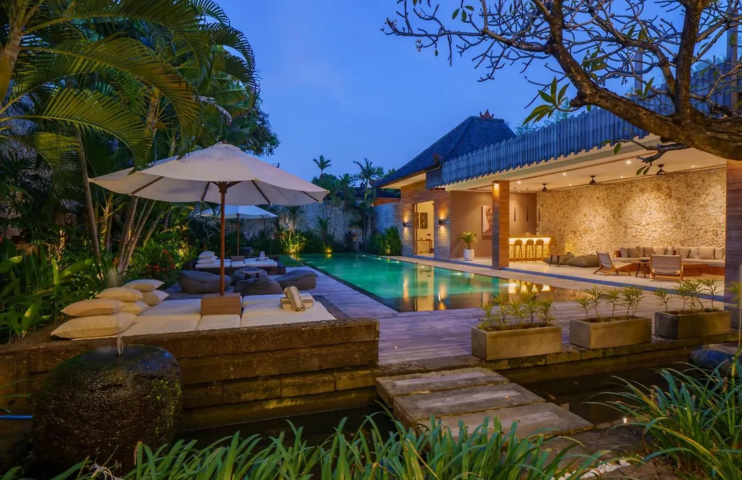 Eko Villa Seminyak - Tropical Villa, Walk To Beach-1