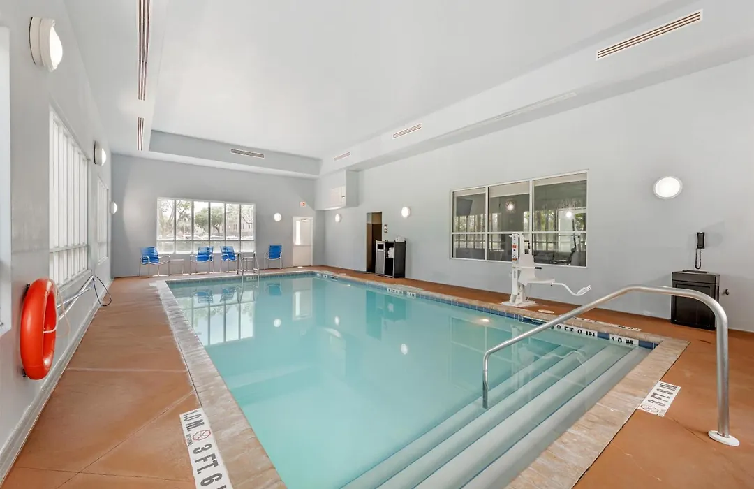 Best Western Plus Miami Airport North Hotel & Suites-1
