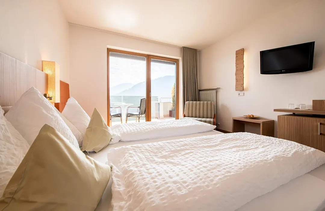Kronplatz-Resort Hotel Kristall-1