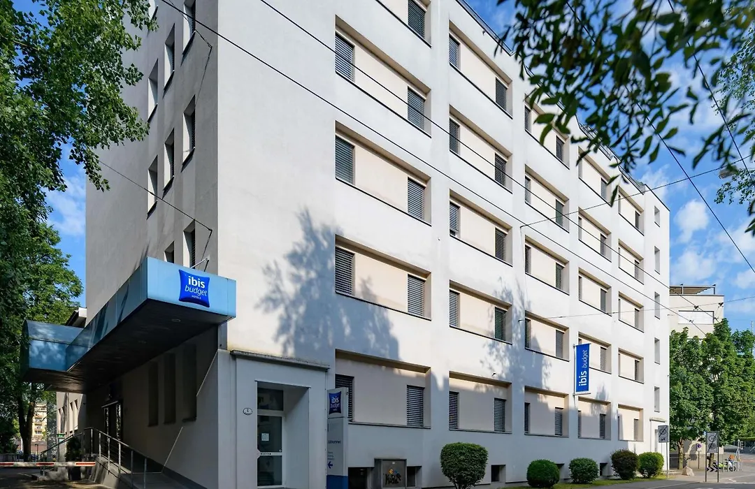 Ibis Budget Hotel Luzern City-1