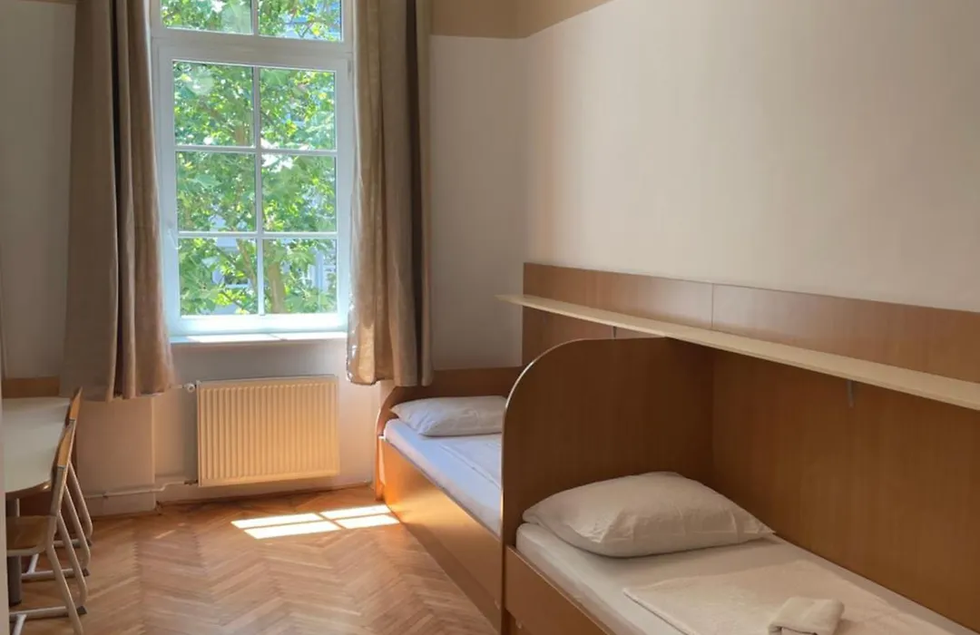 C - Punkt Hostel-1