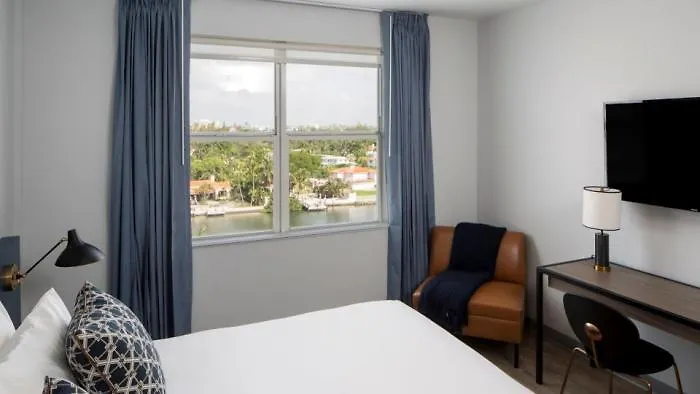 Hotel Rendale Miami Beach-1