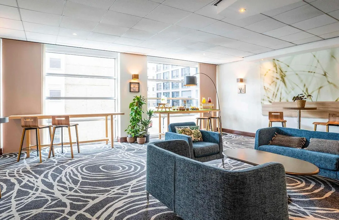 Novotel Glasgow Centre-1
