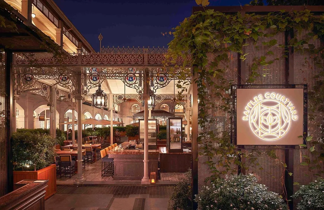 Raffles Singapore-1