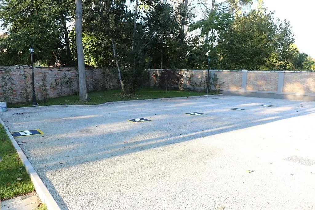Villa delle Rose-1