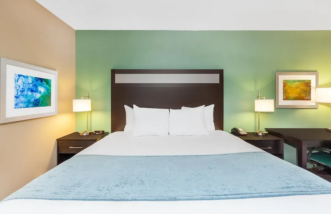 Baymont By Wyndham Midland Center-1