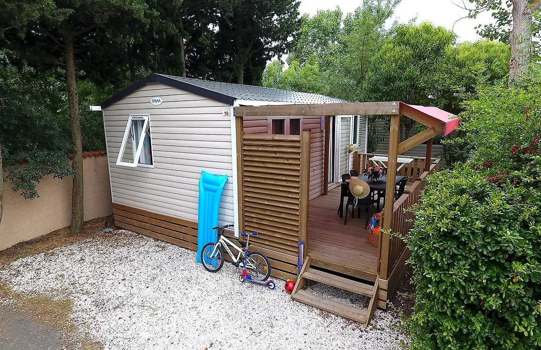 Camping Resort Les Champs Blancs-1