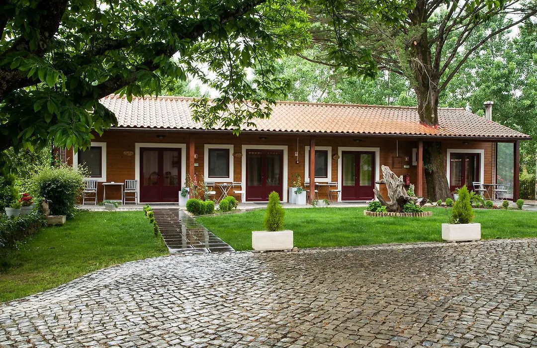 Vila Dos Castanheiros-1