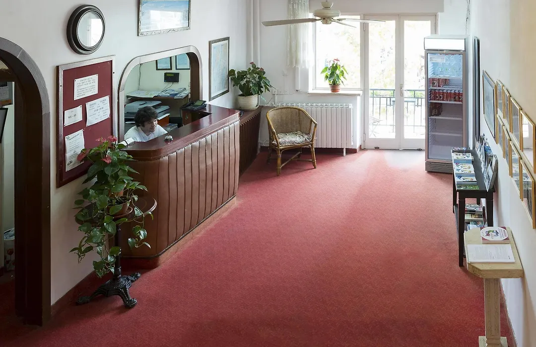 Jrose Hotel-1