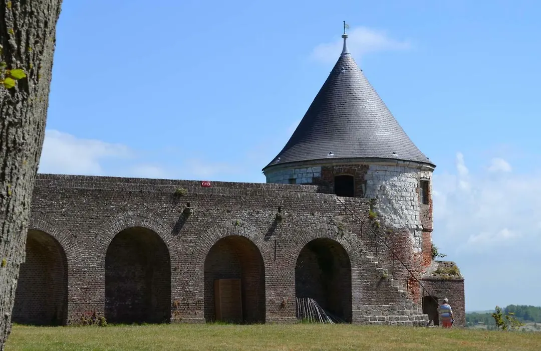 Auberge de jeunesse-La Hulotte-1