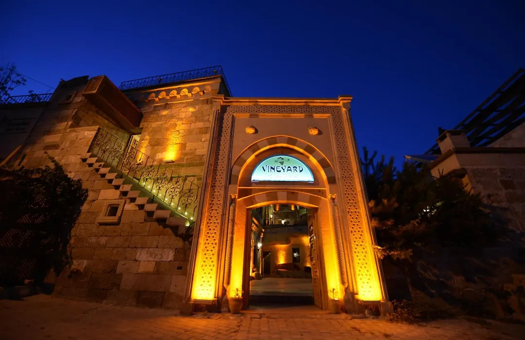 Vineyard Cave Hotel-1