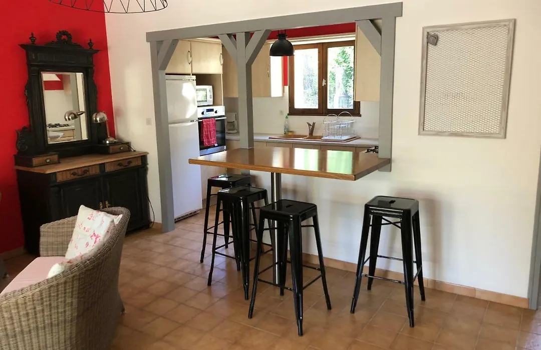 Maison d'en face-1