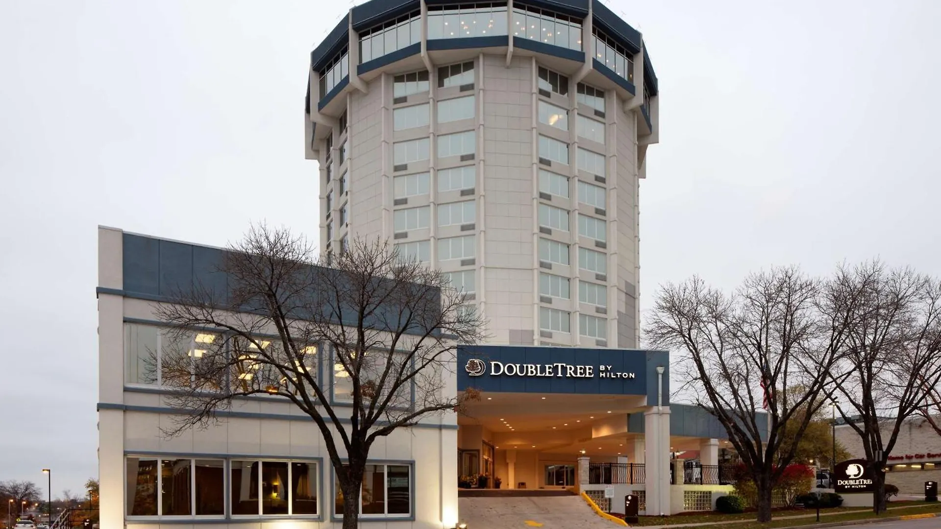 Top 6 Dog friendly hotels in Jefferson City, Missouri(MO), United States in 2024