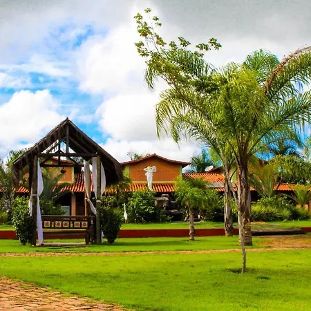 Parque Do Avestruz Eco Resort-3