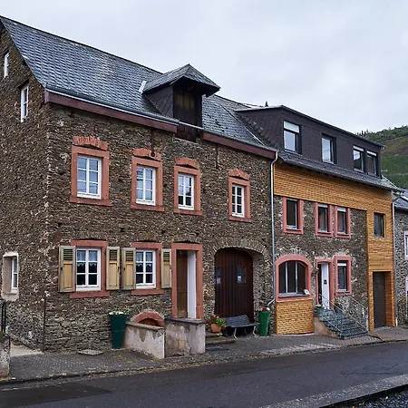 Winzerhaus Wehlener Sonnenuhr-3