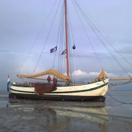 tjalkjacht pelikaan enkhuizen-2