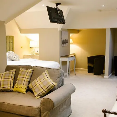Prince Of Wales - Townhouse-3