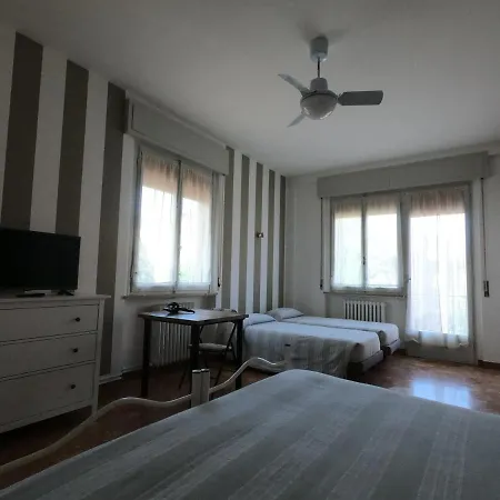 Gardenia Guest House-3