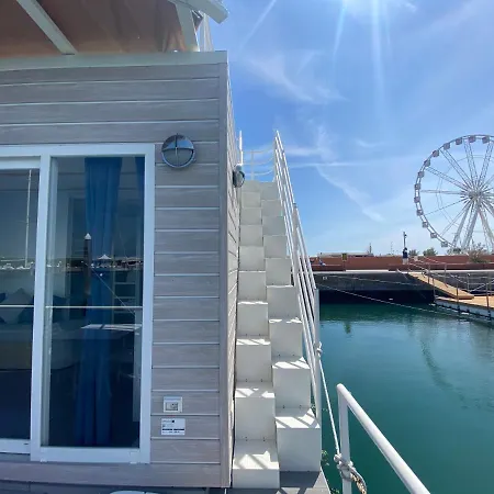 House Boat Rimini Resort-3