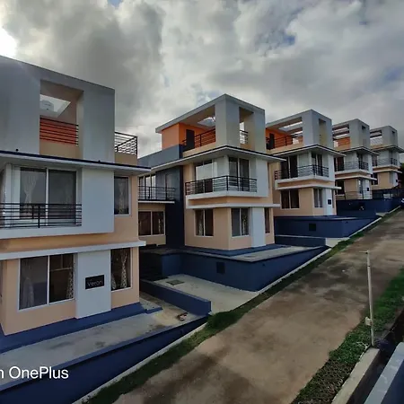 Royal Meadows - Igatpuri Bungalow C-3