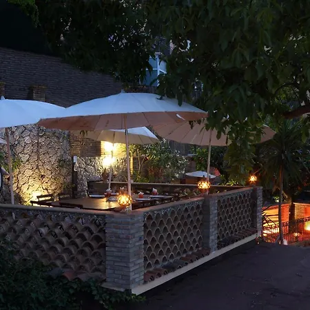 Isoco Guest House-3