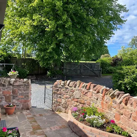 Pine Tree Lodge, Bridgnorth-2