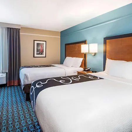 La Quinta Inn By Wyndham San Antonio Brooks City Base-3