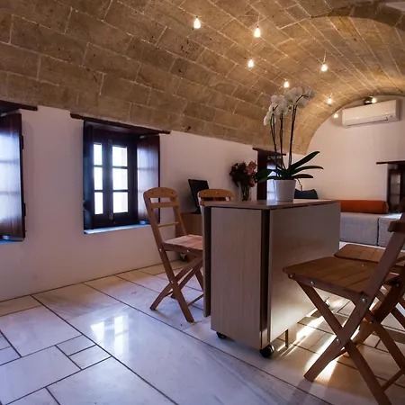 House In The Castle-3