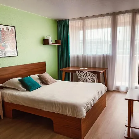Uxco Grenad'Inn-2