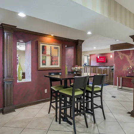 Red Roof Inn & Suites Little Rock-2