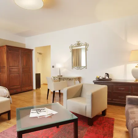Hotel Rotonde Aix-En-Provence Centre-2