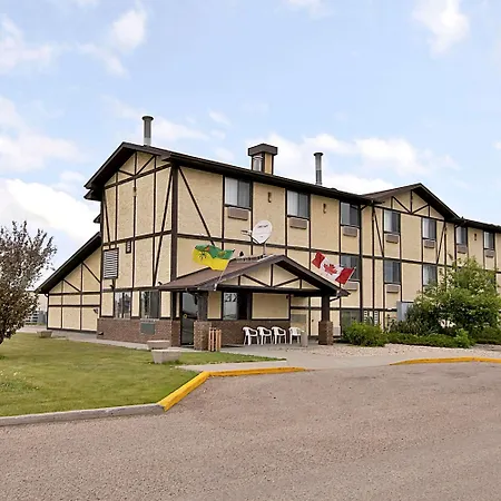 Super 8 By Wyndham Regina-2