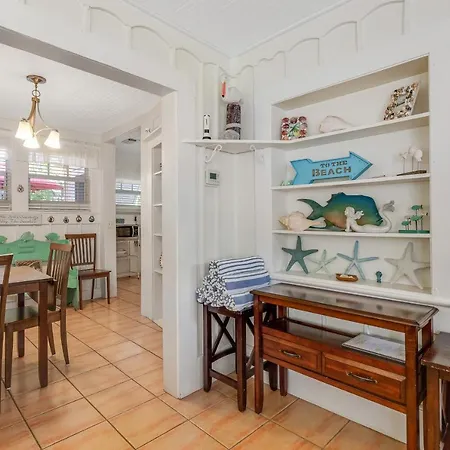 The Seashell Cottage-3