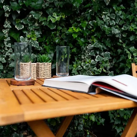 Quite, Quaint & Private Guesthouse, Sleeps 6-2
