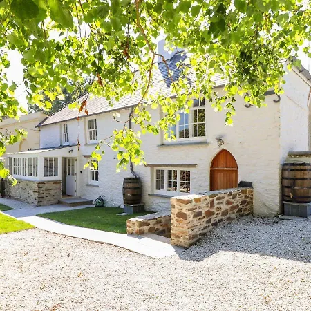 Trewince Manor Cottage-3
