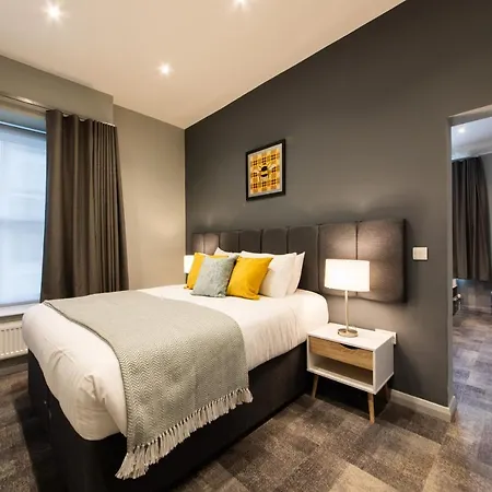 The Spires Serviced Apartments Cardiff-2