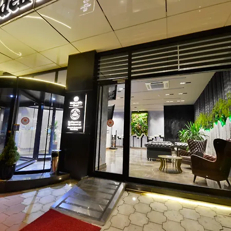 Best Western Premier Hidden Hills Hotel-3