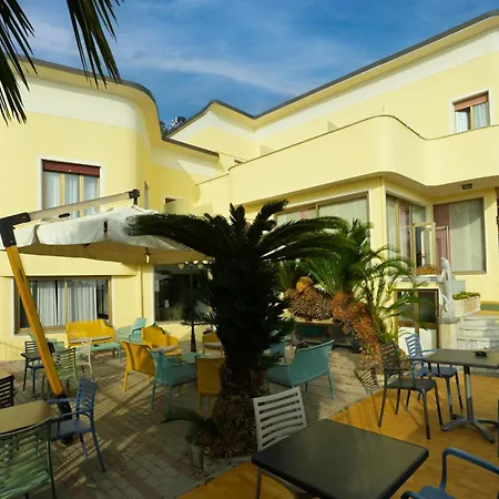 Hotel Delfino-2