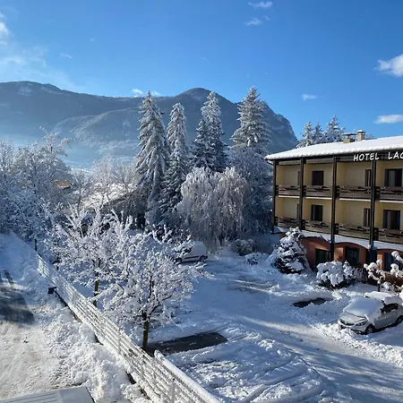 Hotel De La Gare-3