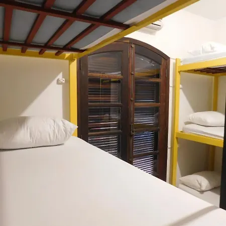 Hostel Na Praia - Hospedagens e eventos-2