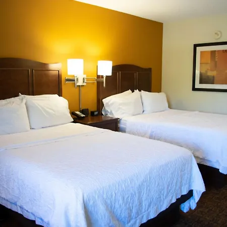 Hampton Inn St. Louis-Chesterfield-2