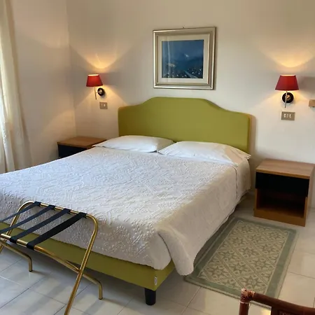 Hotel La Capannina-3