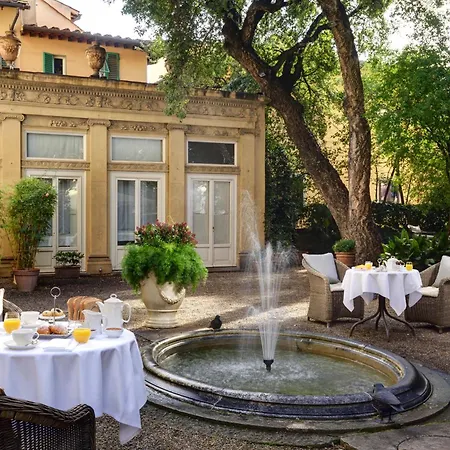Al Palazzo del Marchese di Camugliano Residenza d'Epoca-2