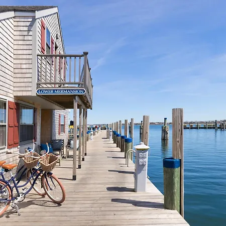 The Cottages At Nantucket Boat Basin-3
